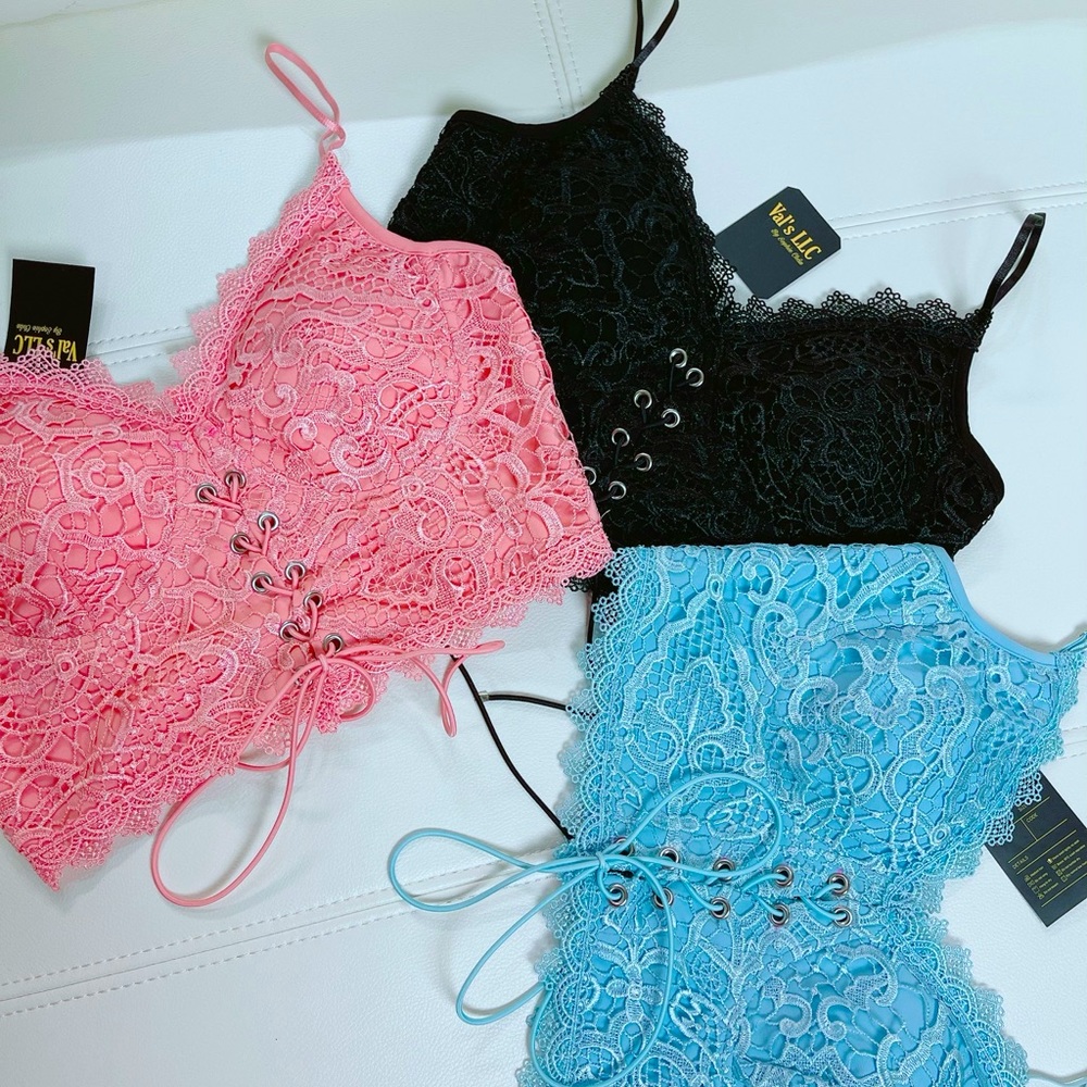 Lace croptop